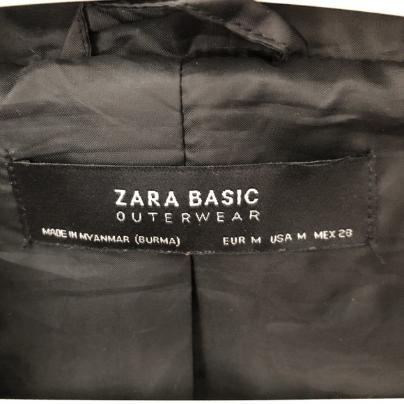 zara winter jacket in black with gold detailing - Picture 4 of 4